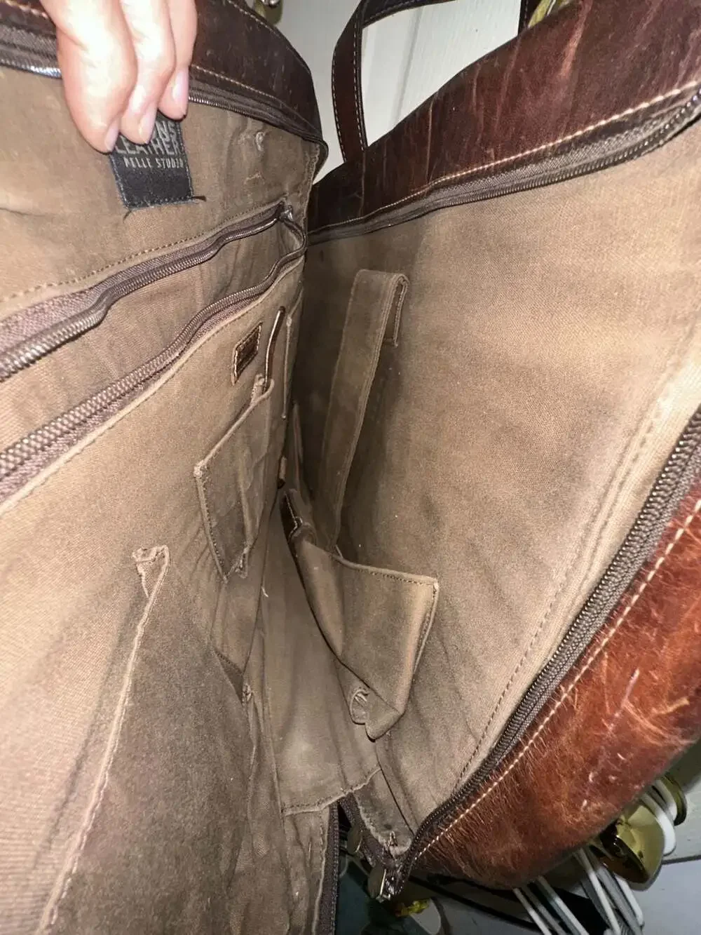 Wilsons Leather Pelle Studio Brown Leather Briefcase Messenger Bag
